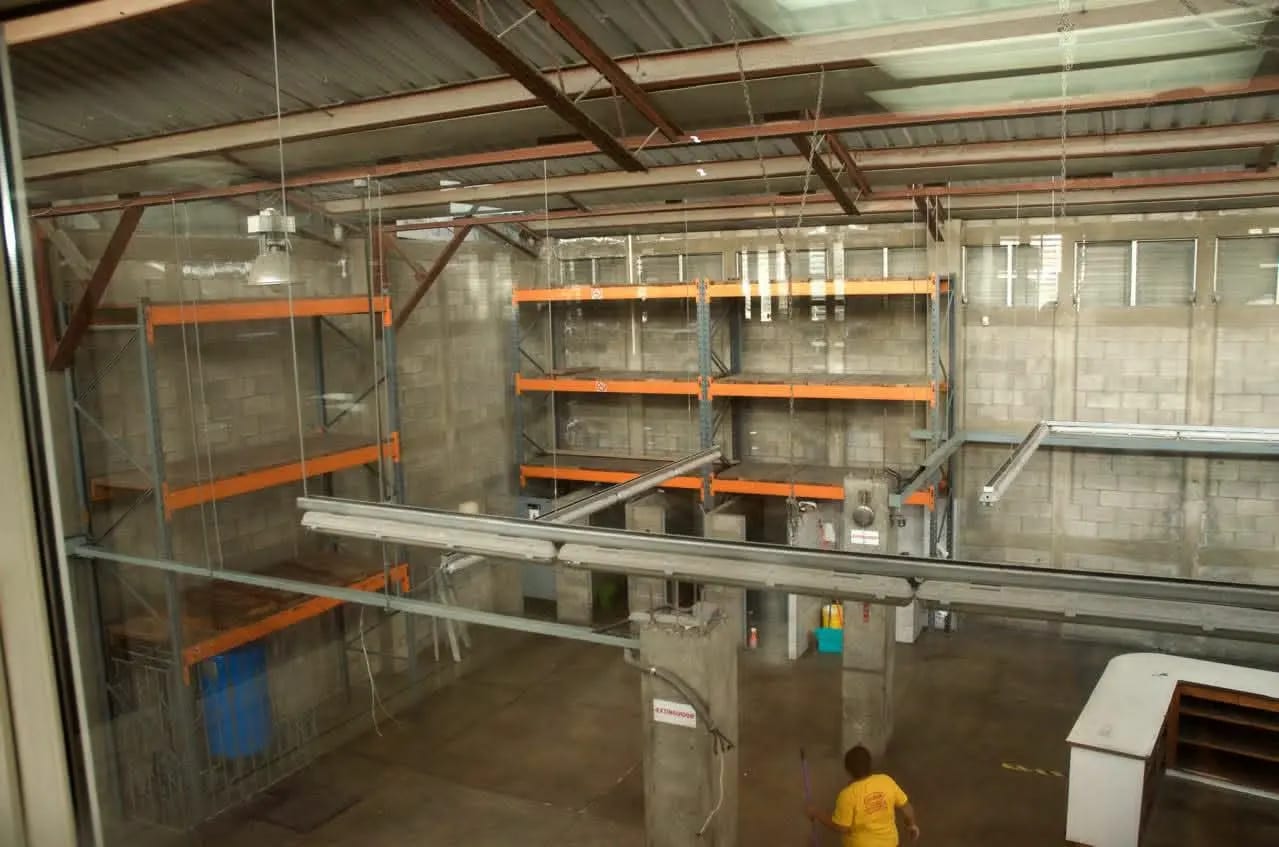 BODEGA 600 METROS ZONA 13 EN VENTA — Bodega / Ofibodega en Venta en Zona 13, Guatemala, Ciudad — foto 5 de 12