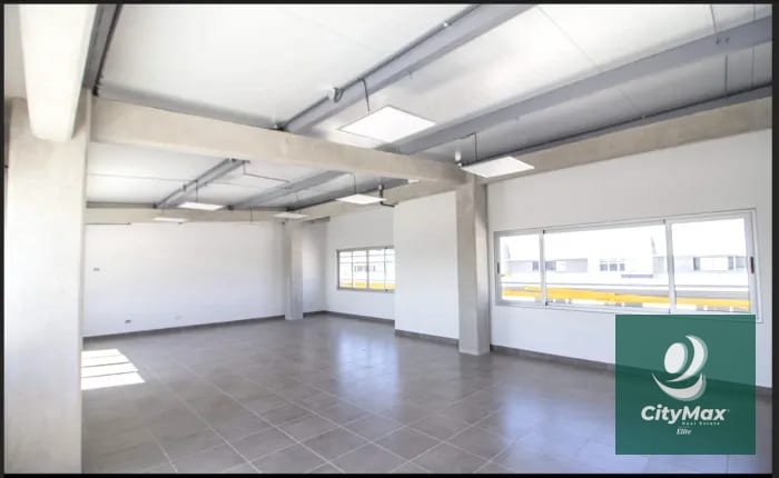 OFI-BODEGA EN RENTA - SECTOR DEL NARANJO ZONA 4 MIXCO — Bodega / Ofibodega en Alquiler en Zona 4 Mixco, Guatemala, Ciudad — foto 2 de 9