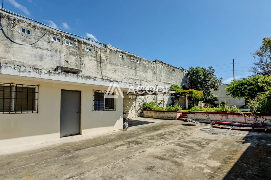 Propiedad sobre Mateo Flores, Mixco — Bodega / Ofibodega en Alquiler en Zona 3 Mixco, Guatemala, Ciudad — foto 8 de 8
