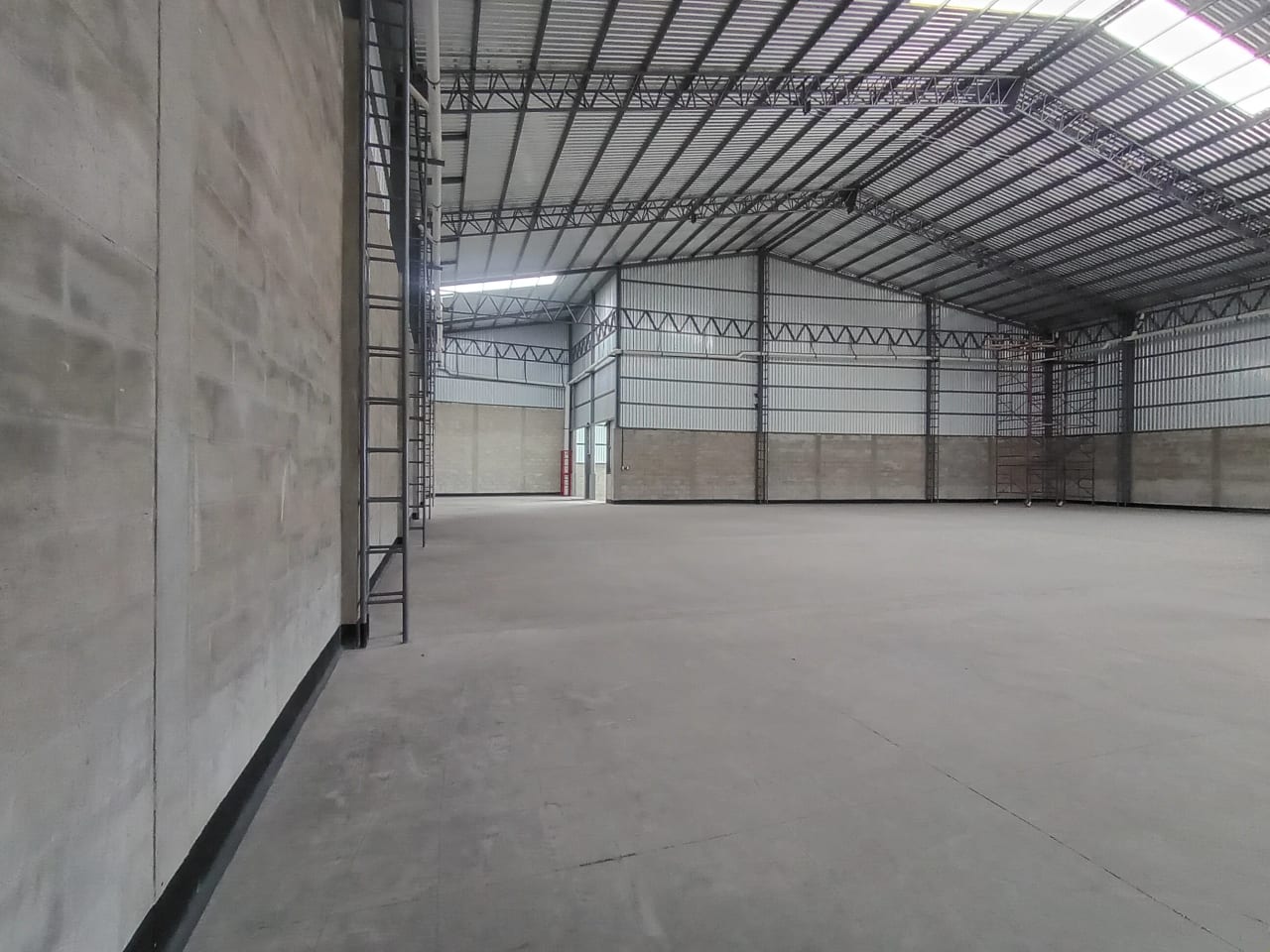 Bodega Industrial de 1,740 m² | Estratégica en Zona 10, San Andrés Itzapa Chimaltenango — Bodega / Ofibodega en Alquiler en San Andrés Itzapa, Chimaltenango — foto 8 de 17