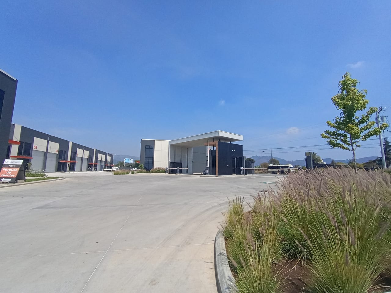 Ofibodega tipo A - desde 420.88 m² — Bodega / Ofibodega en Alquiler en San Andrés Itzapa, Chimaltenango — foto 1 de 6