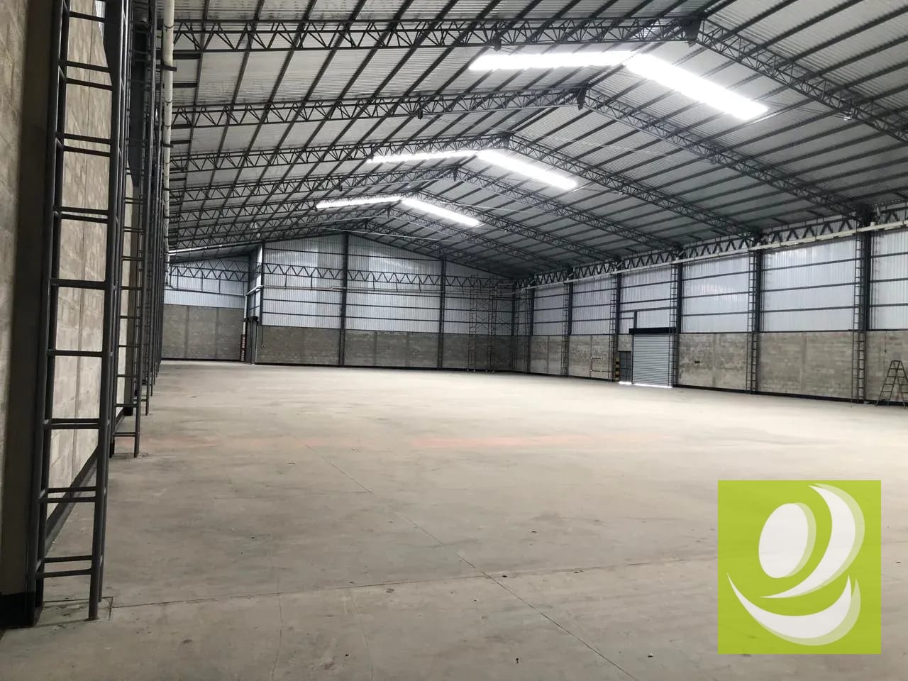 🏭 IMPULSE EL CRECIMIENTO DE SU EMPRESA EN EL NUEVO CORREDOR INDUSTRIAL DE CHIMALTENANGO 🚛 — Bodega / Ofibodega en Alquiler en Parramos, Chimaltenango — foto 2 de 6