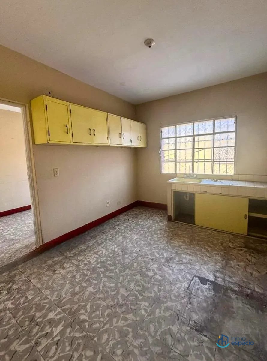 Bodega en alquiler o venta ubicada en Zona 1, Ciudad de Guatemala, sector Mercado de las Flores — Bodega / Ofibodega en Venta en Zona 1, Guatemala, Ciudad — foto 15 de 17