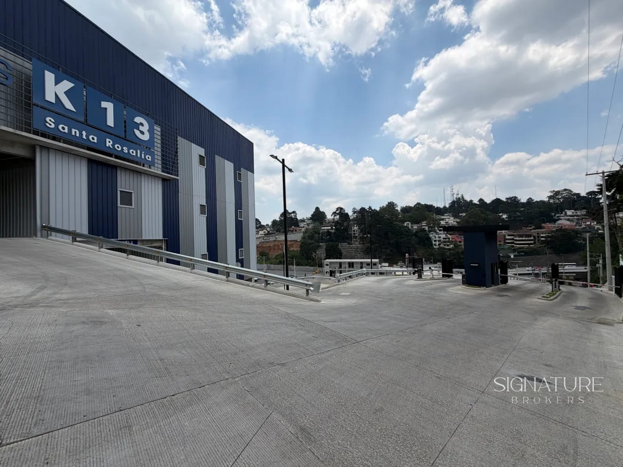 Bodega en Renta - K13 Santa Rosalia, Km. 13.5 CES — Bodega / Ofibodega en Alquiler en Carretera a El Salvador, Guatemala, Ciudad — foto 2 de 16