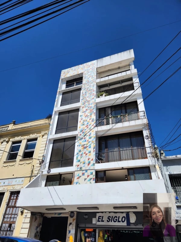 AMPLIA BODEGA EN VENTA - 1