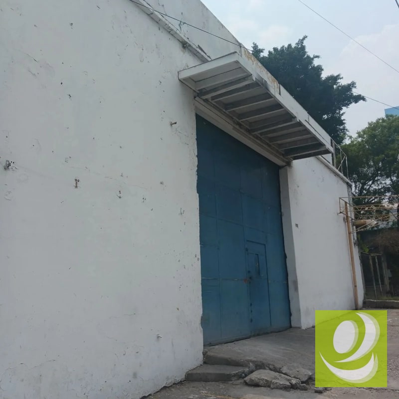 Bodega situada en Aguilar Batres frente al cruce a CENMA - 5