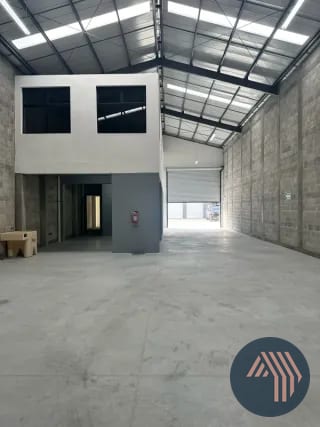 ALQUILER DE OFIBODEGA PARA ESTRENAR - EMPRESARIAL CHIMALTENANGO — Bodega / Ofibodega en Alquiler en Chimaltenango, Chimaltenango — miniatura 11 de 13