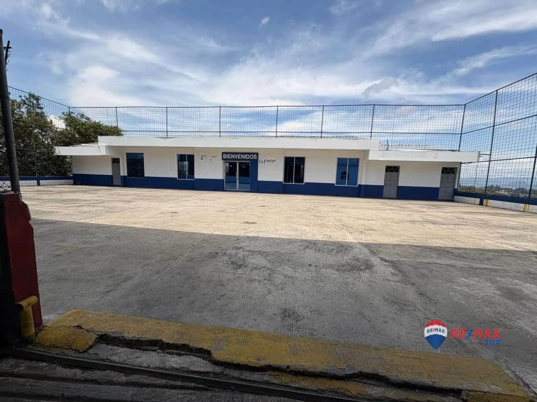 ZONA 8, BODEGA EN SAN CRISTÓBAL  4,200 MTS l AMBIENTES AMPLIOS - 2