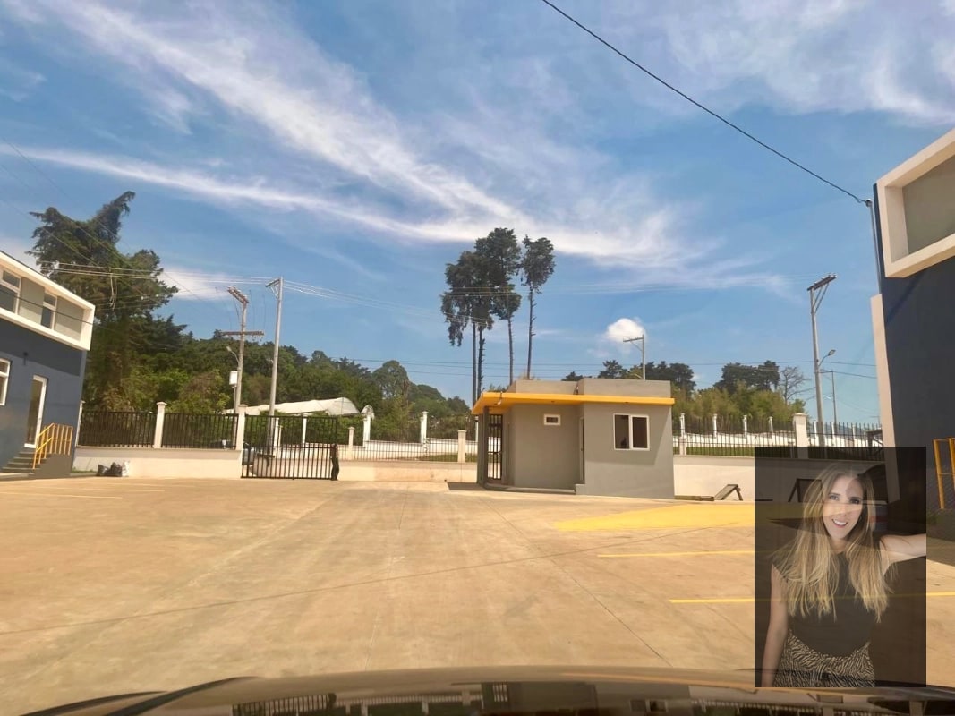 Ofibodega de 668 mts2 en alquiler en Parque Industrial CAES - 16