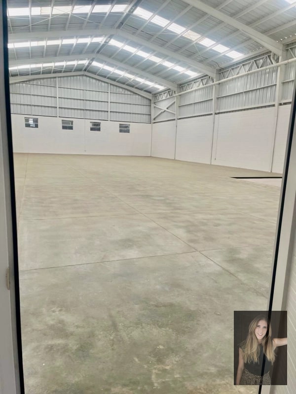 Ofibodega de 668 mts2 en alquiler en Parque Industrial CAES - 9