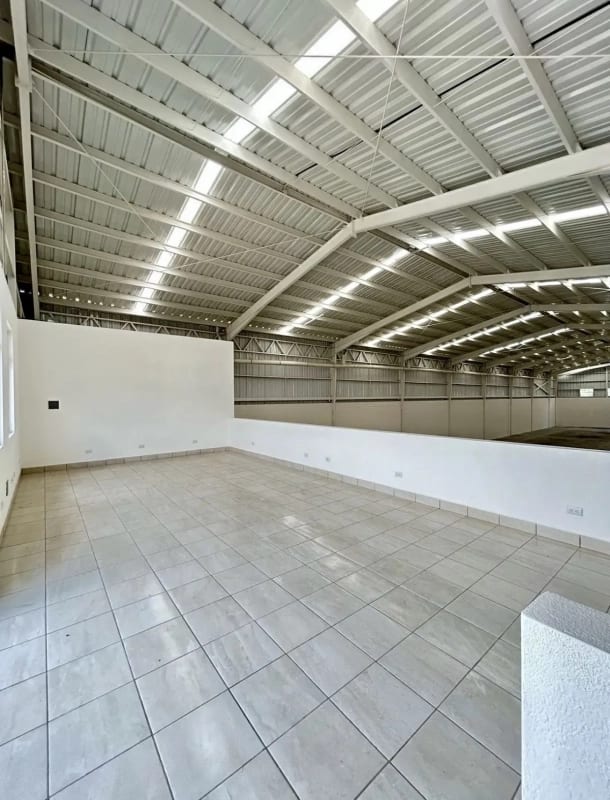 En Venta Bodega y Alquiler en Logística Santa Elena CAES — Bodega / Ofibodega en Venta en Carretera a El Salvador, Guatemala, Ciudad — foto 1 de 6