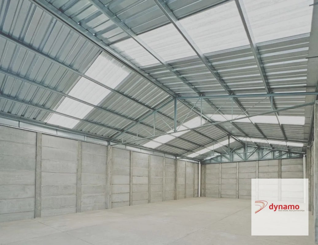 Bodega de 187.82 m² con vitrina frontal y alto flujo vehicular - 3
