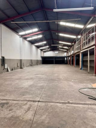 Alquiler Bodega, Calzada Roosevelt — Bodega / Ofibodega en Alquiler en Zona 11, Guatemala, Ciudad — miniatura 2 de 10