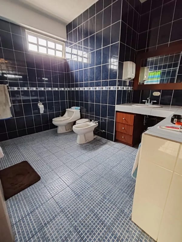 Edificio en Renta o Venta Calzada San Juan, ideal para Clínica, Hospital, SPA — Bodega / Ofibodega en Alquiler en Zona 7, Guatemala, Ciudad — foto 11 de 15