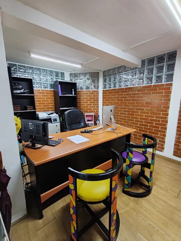 Edificio en Renta o Venta Calzada San Juan, ideal para Clínica, Hospital, SPA — Bodega / Ofibodega en Alquiler en Zona 7, Guatemala, Ciudad — foto 6 de 15