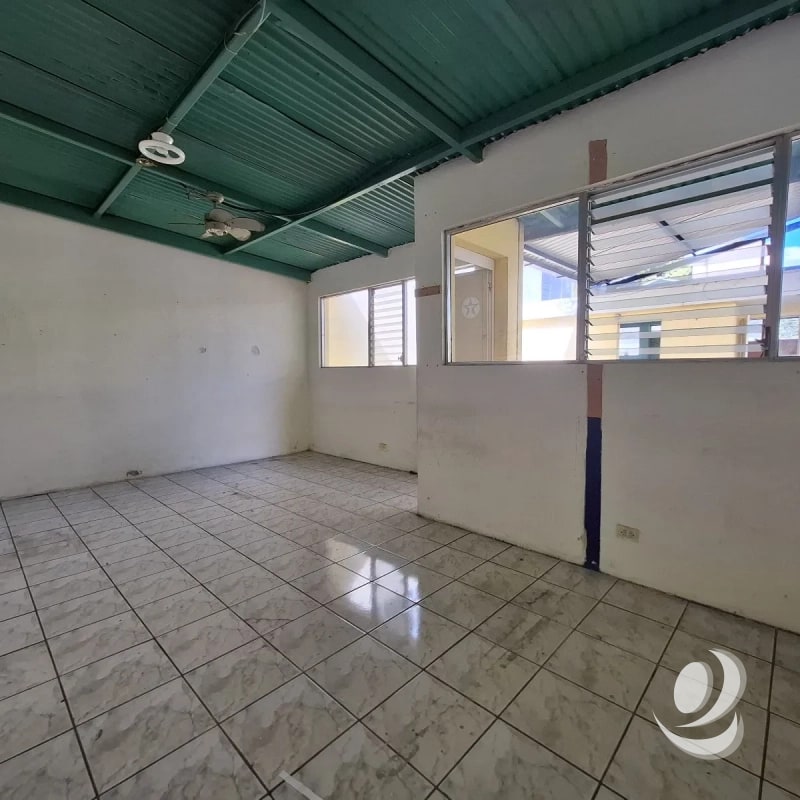 Ofi-Bodega en Venta San Cristóbal Zona 8 de Mixco - 4