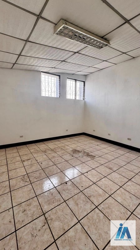 ⭕ NUEVO PRECIO BODEGA EN ALQUILER📍Calzada Roosevelt (fuera de garita) - 2