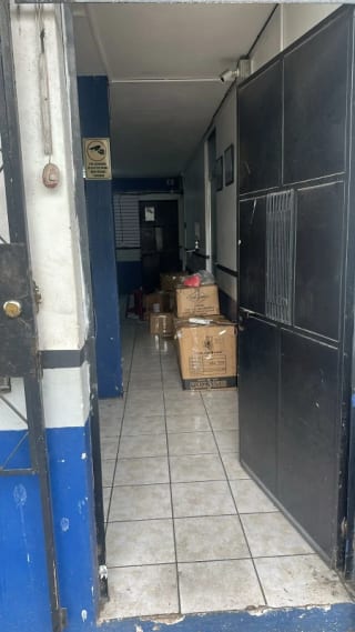 Propiedad para remodelar o demoler! En excelente ubicación comercial.  zona 7 — Bodega / Ofibodega en Alquiler en Zona 7, Guatemala, Ciudad — miniatura 4 de 4