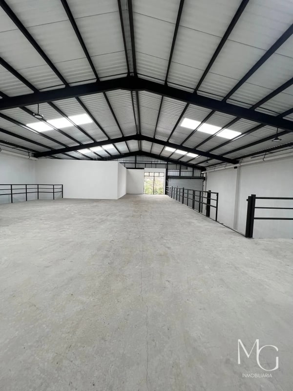 Venta/Renta BODEGA ZONA 13 - 1
