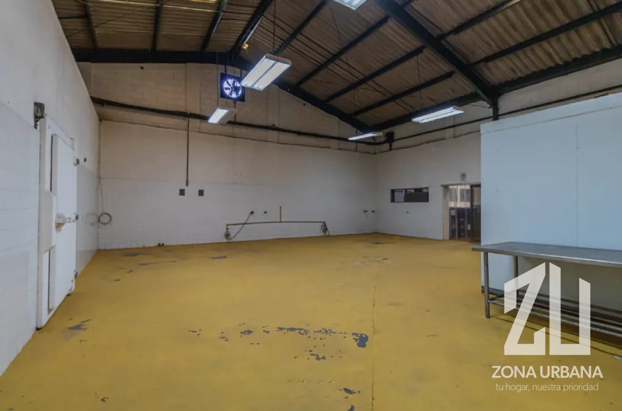 Amplio complejo industrial - Planta La Joya Villa Nueva - 14