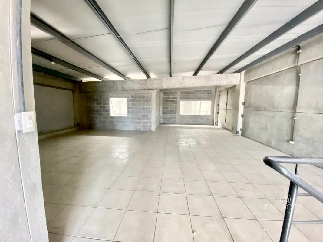 Zona 4 de Mixco • Ofibodega en Renta • Condominio Zona de Negocios San Nicolás - 7