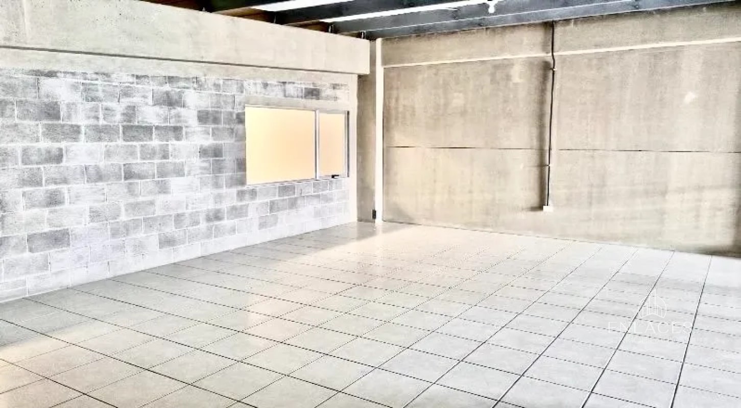 Zona 4 de Mixco • Ofibodega en Renta • Condominio Zona de Negocios San Nicolás - 5
