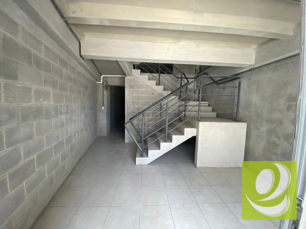 Ofibodega en Renta Zona 4 Mixco - 1