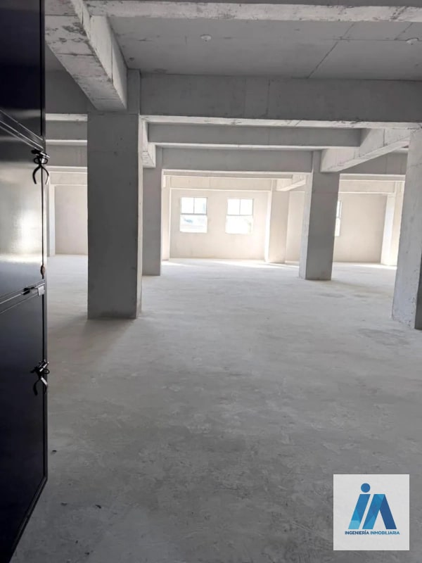 EDIFICIO DE BODEGAS EN ALQUILER📍Avenida Elena , Zona 1 Bodegas con excelente conectividad, diseñadas para optimizar el almacenamiento y la distribución. - 5
