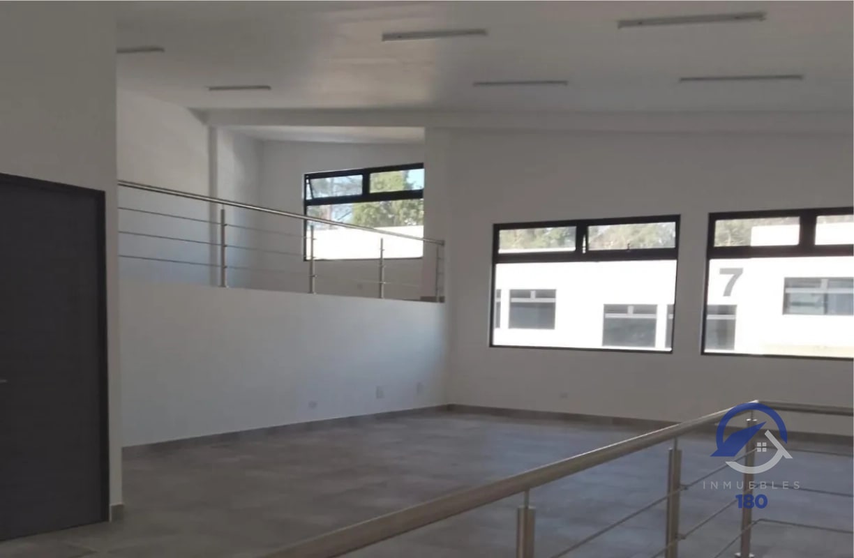 Ofibodegas en renta al final de la Calzada Roosevelt - 3