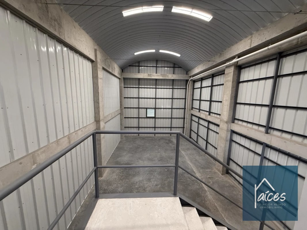 Ofibodega en renta K13 Santa Rosaliía (D) - 13