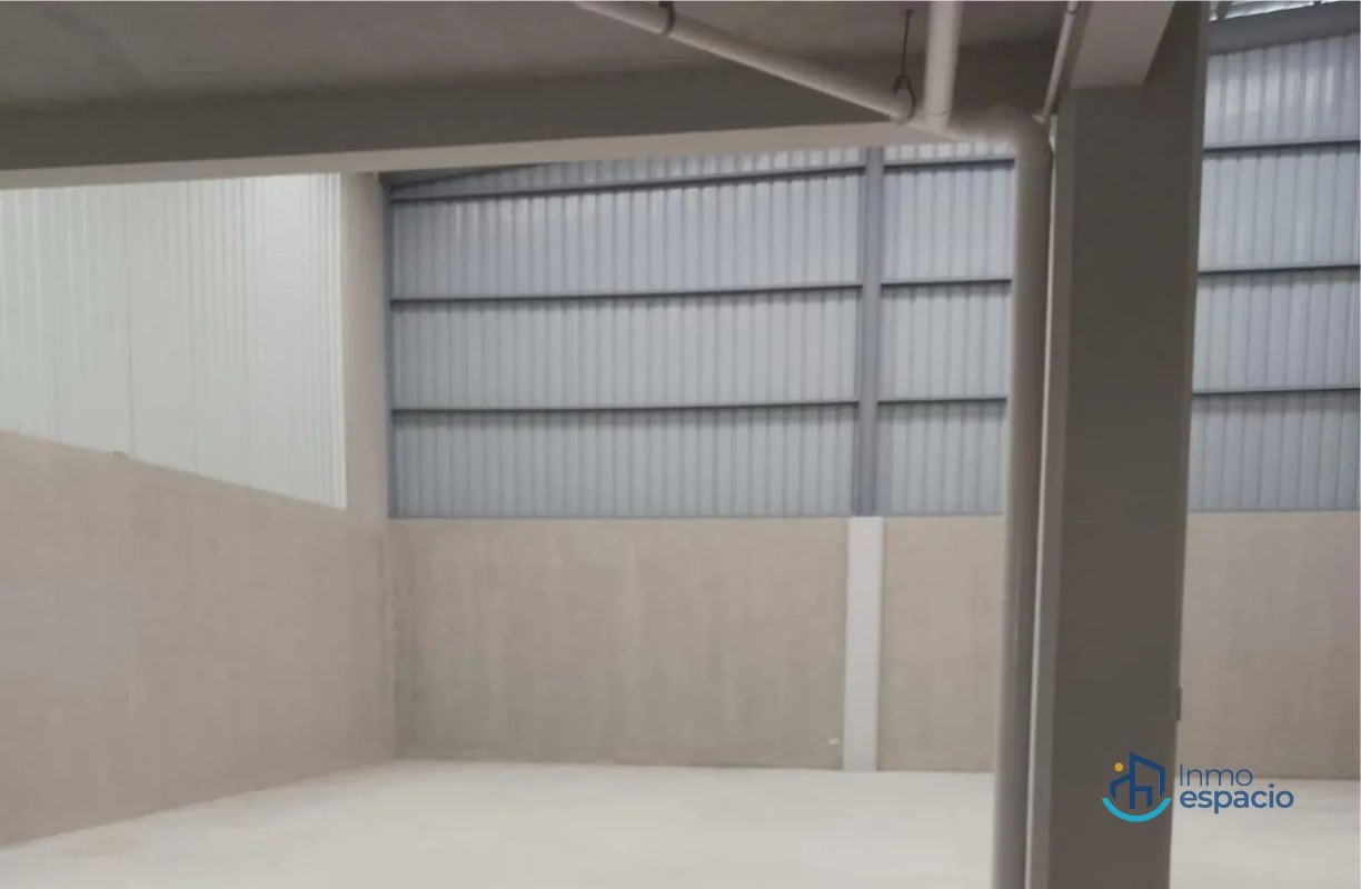 Ofibodega en renta, finalizada Calzada Roosvelt - 2