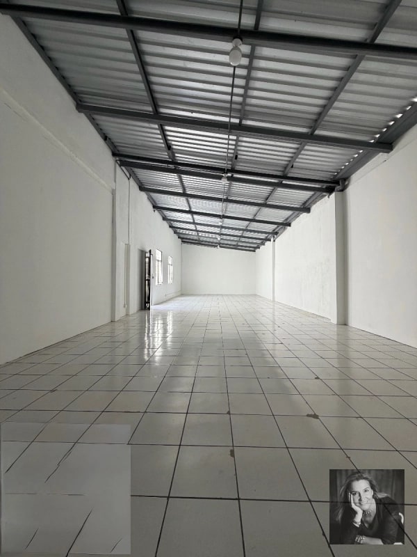 Casa para Oficinas en Renta | Zona 9, Con bodega - 16