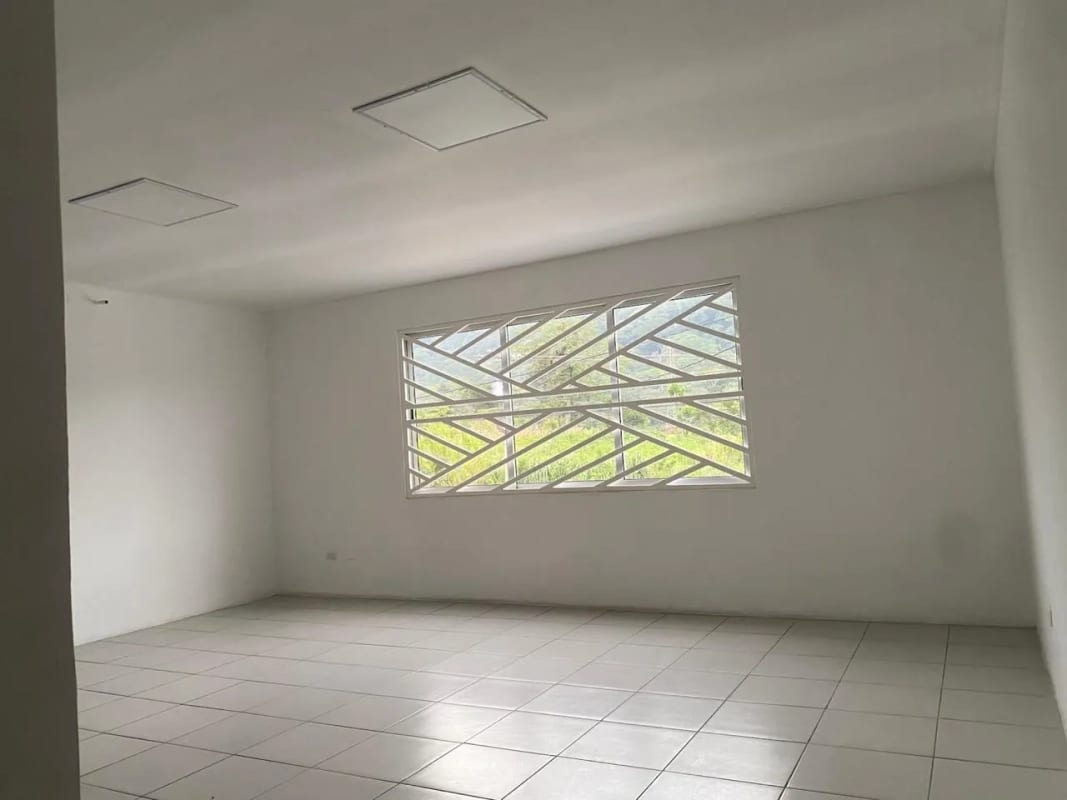 BODEGAS EN VENTA ESCUINTLA 798M2 — Bodega / Ofibodega en Venta en Palín, Escuintla — foto 3 de 11