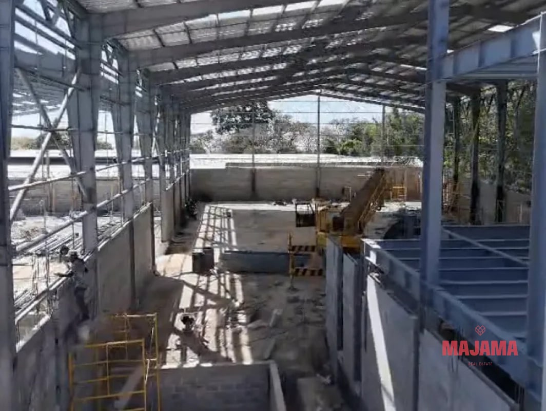 COMPLEJO DE BODEGAS EN RENTA EN CARRETERA AL SALVADOR, CODIGO 04_BR32 - 1