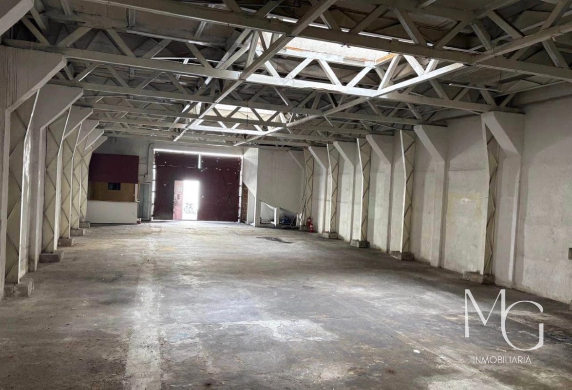 BODEGA EN RENTA ZONA 1 - 1