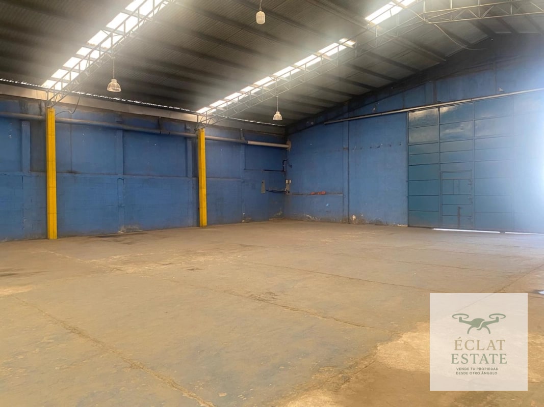 Bodega en Renta Zona 11 | Final Calzada Aguilar Batres - 2