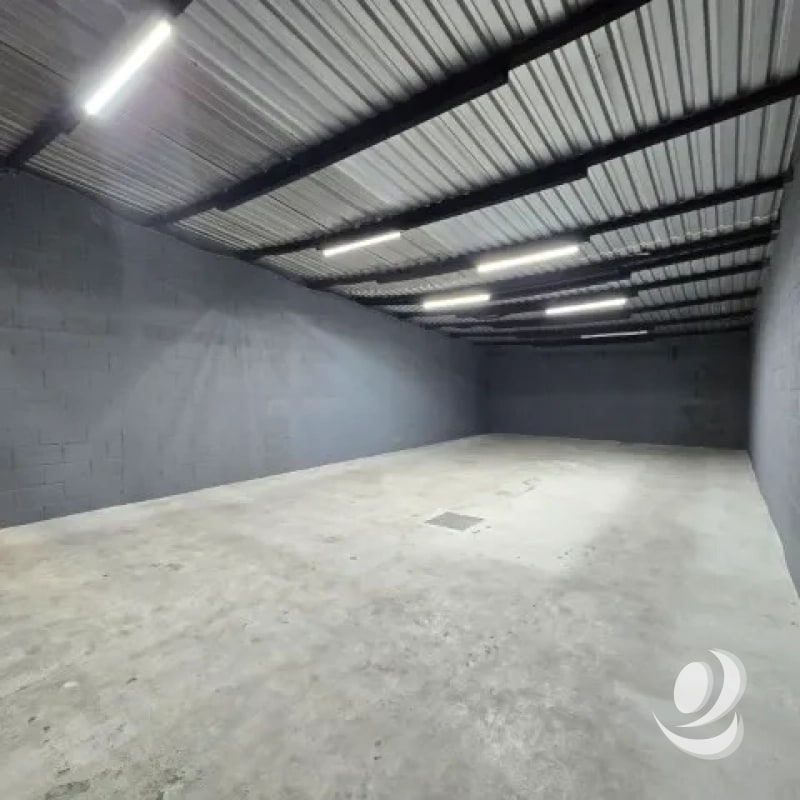 Edificio y Bodega en Renta Zona 12 sobre Aguilar Batres - 11