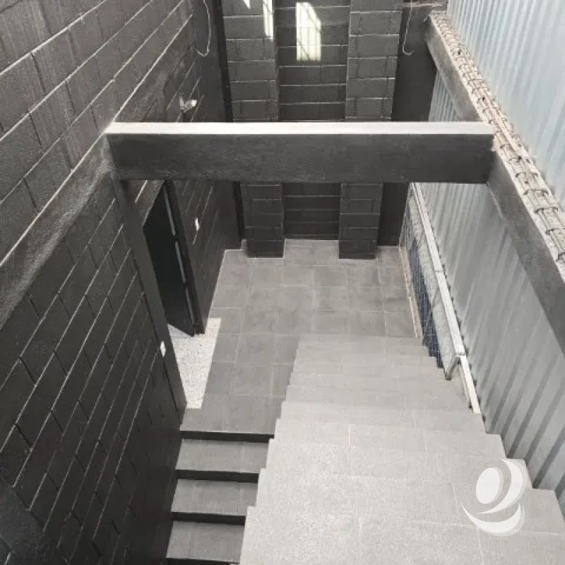 Edificio y Bodega en Renta Zona 12 sobre Aguilar Batres - 4
