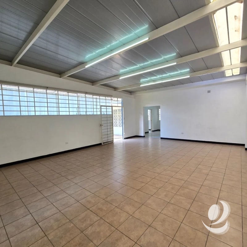 Propiedad para Uso Comercial en zona 12 - 2