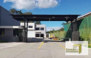 Ofibodega/ Complejo nuevo el Encinal/ 439.30 M2 — Bodega / Ofibodega en Alquiler en El Encinal, Zona 7 Mixco, Guatemala, Ciudad — miniatura 1 de 7