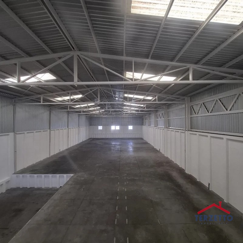 Ofibodega en renta en las Tunas zona 4 Mixco - 1