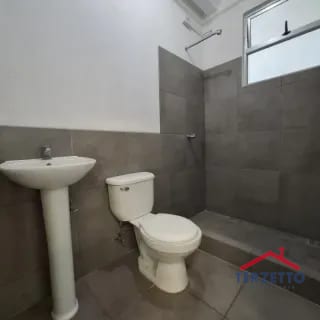 Ofibodega en renta en las Tunas zona 4 Mixco — Bodega / Ofibodega en Alquiler en Zona 4 Mixco, Guatemala, Ciudad — miniatura 4 de 16