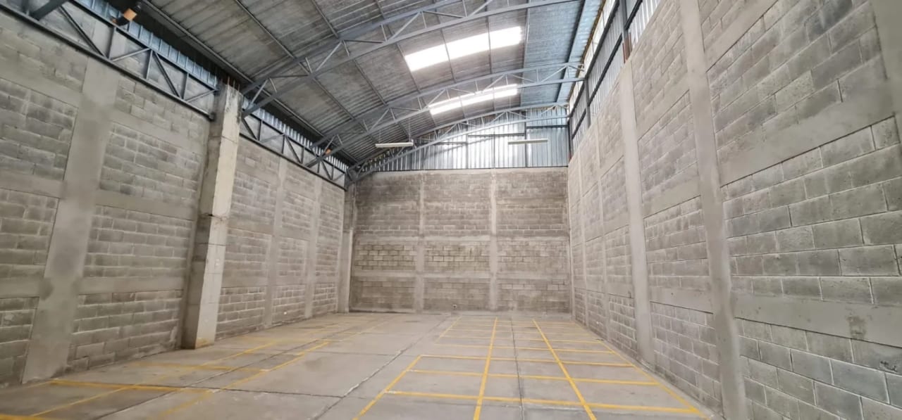 *Ofibodega en RENTA en El Naranjo* — Bodega / Ofibodega en Alquiler en Zona 4 Mixco, Guatemala, Ciudad — foto 4 de 6