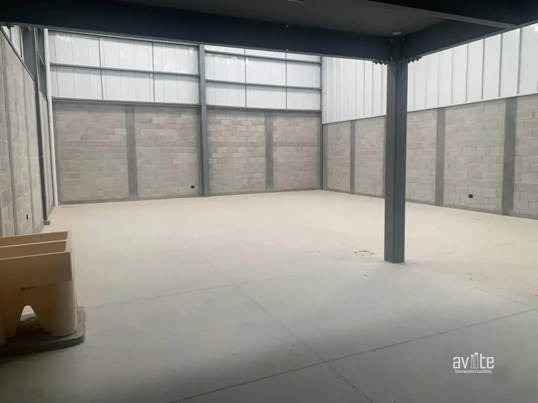 Bodega en alquiler, Empresarial Villa Canales $2,675.00 IVA y manto incluido — Bodega / Ofibodega en Alquiler en Villa Canales, Guatemala, Ciudad — foto 5 de 7