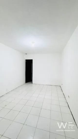ALQUILO BODEGA ZONA 11 — Bodega / Ofibodega en Alquiler en Zona 11, Guatemala, Ciudad — miniatura 2 de 8