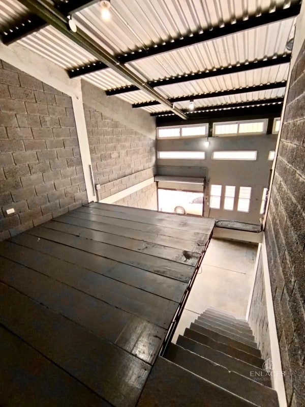 Zona 12 • Bodega en Renta • Colonia La Reformita • 100 M² - 5