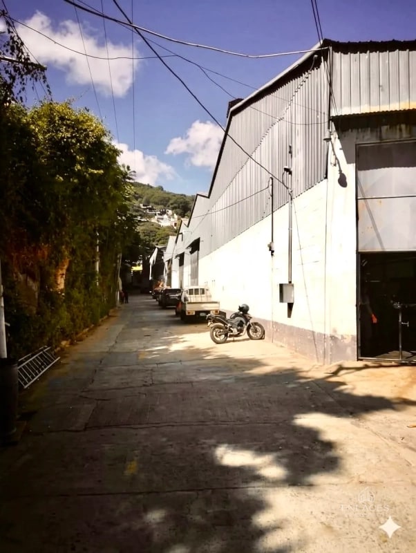 Mixco • Bodega en Renta • Ecobodegas Km 19.5 Lo de Coy - 3