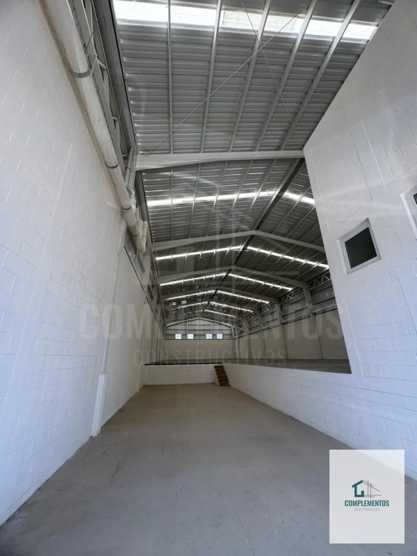 Bodega en renta - 3