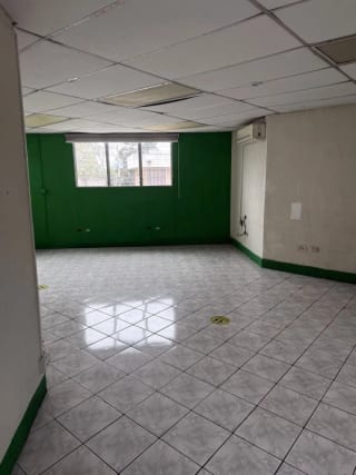 Venta o Alquiler  de Bodega en Ciudad San Cristobal en Granjas — Bodega / Ofibodega en Venta en Zona 8 Mixco, Guatemala, Ciudad — miniatura 4 de 8