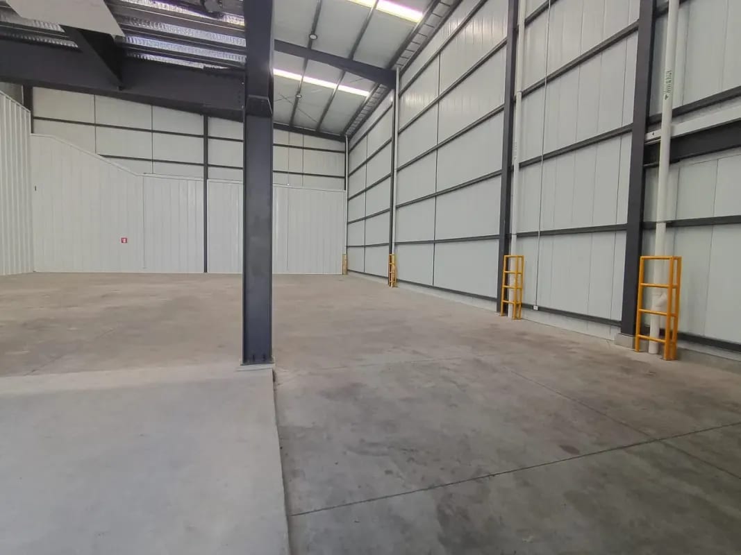Renta de Ofibodega Industrial de 676 m² en Atanasio Tzul, Zona 12 — Bodega / Ofibodega en Alquiler en Zona 12, Guatemala, Ciudad — foto 4 de 12